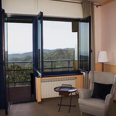 Hotel Colonia Arnaldi Uscio
